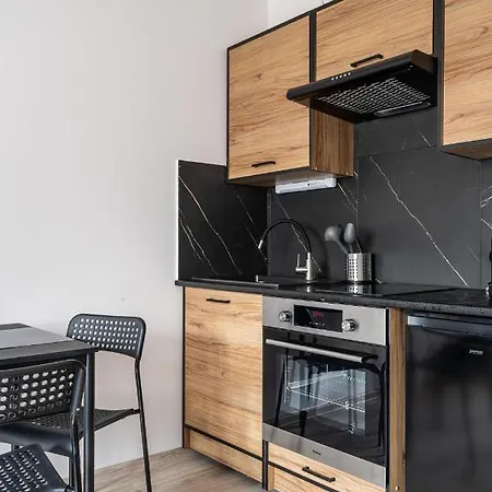 Rentplanet - Dworcowa Apartmán *